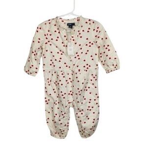 babyGap 6-12 Months Hearts Love Long Sleeve Onesie Ivory and Red